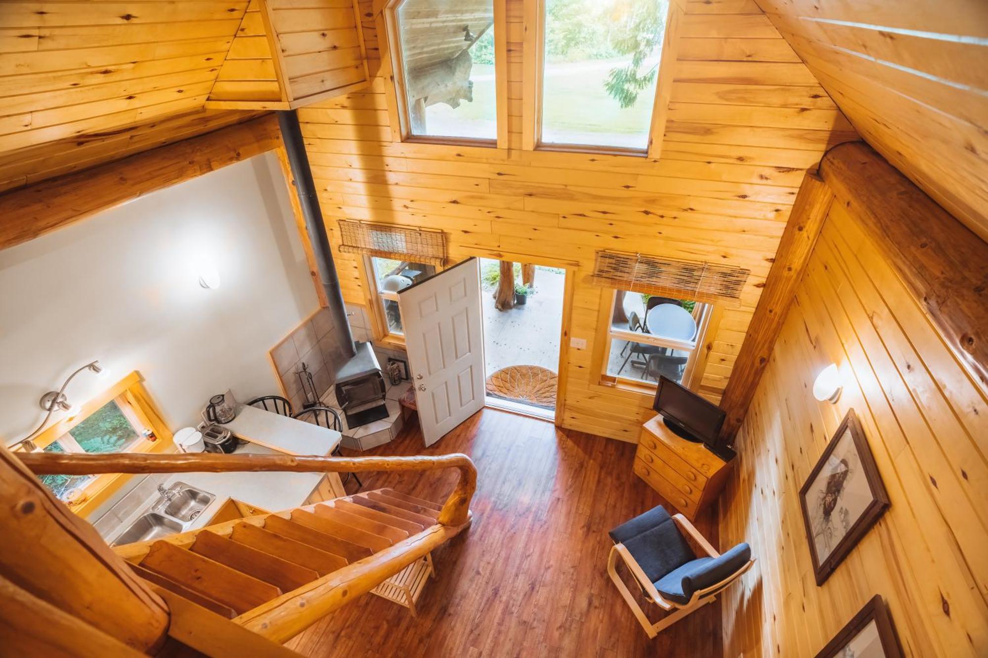 Bella Coola Grizzly Tours And Resort Hagensborg Exterior foto