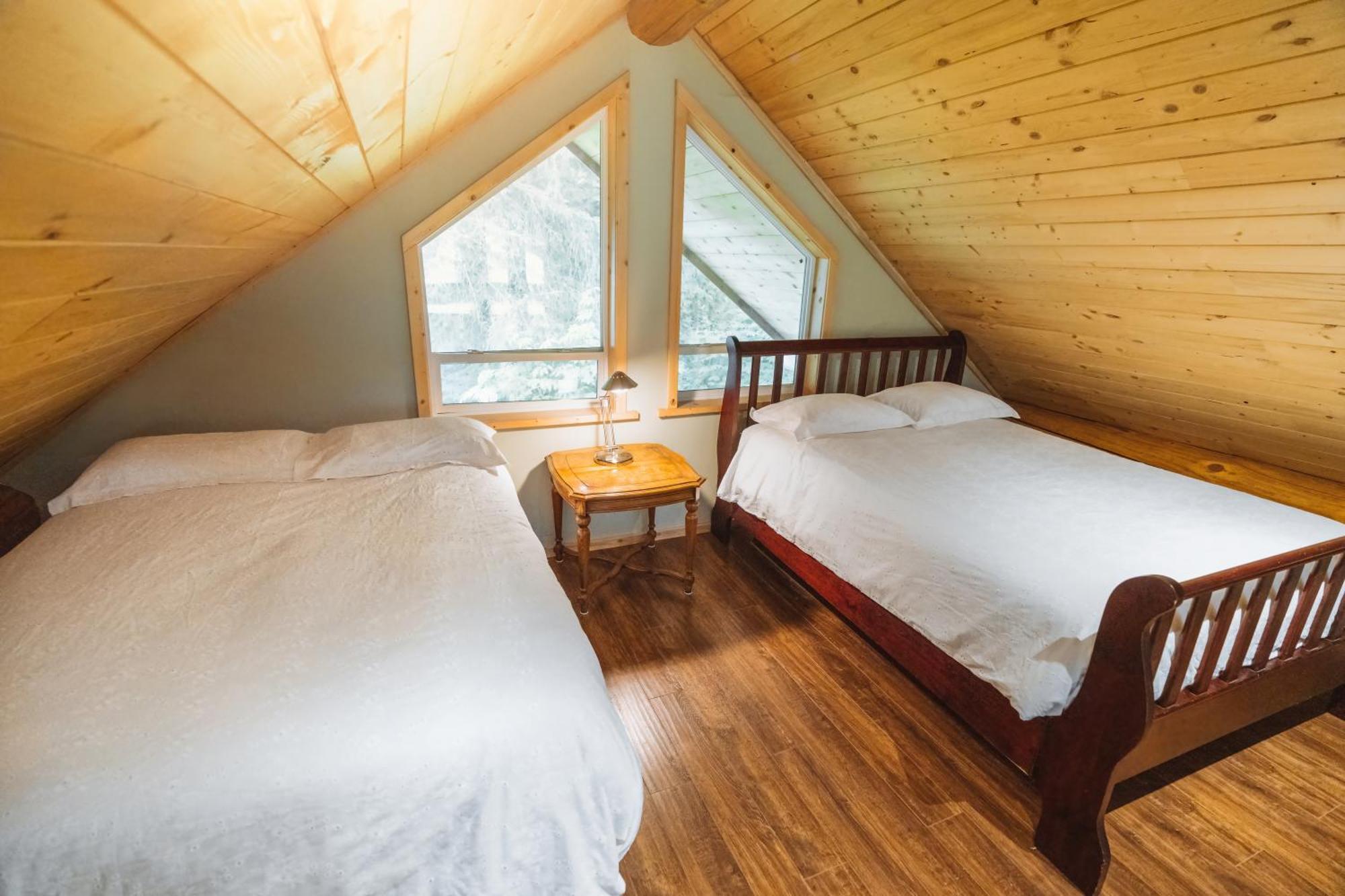 Bella Coola Grizzly Tours And Resort Hagensborg Exterior foto