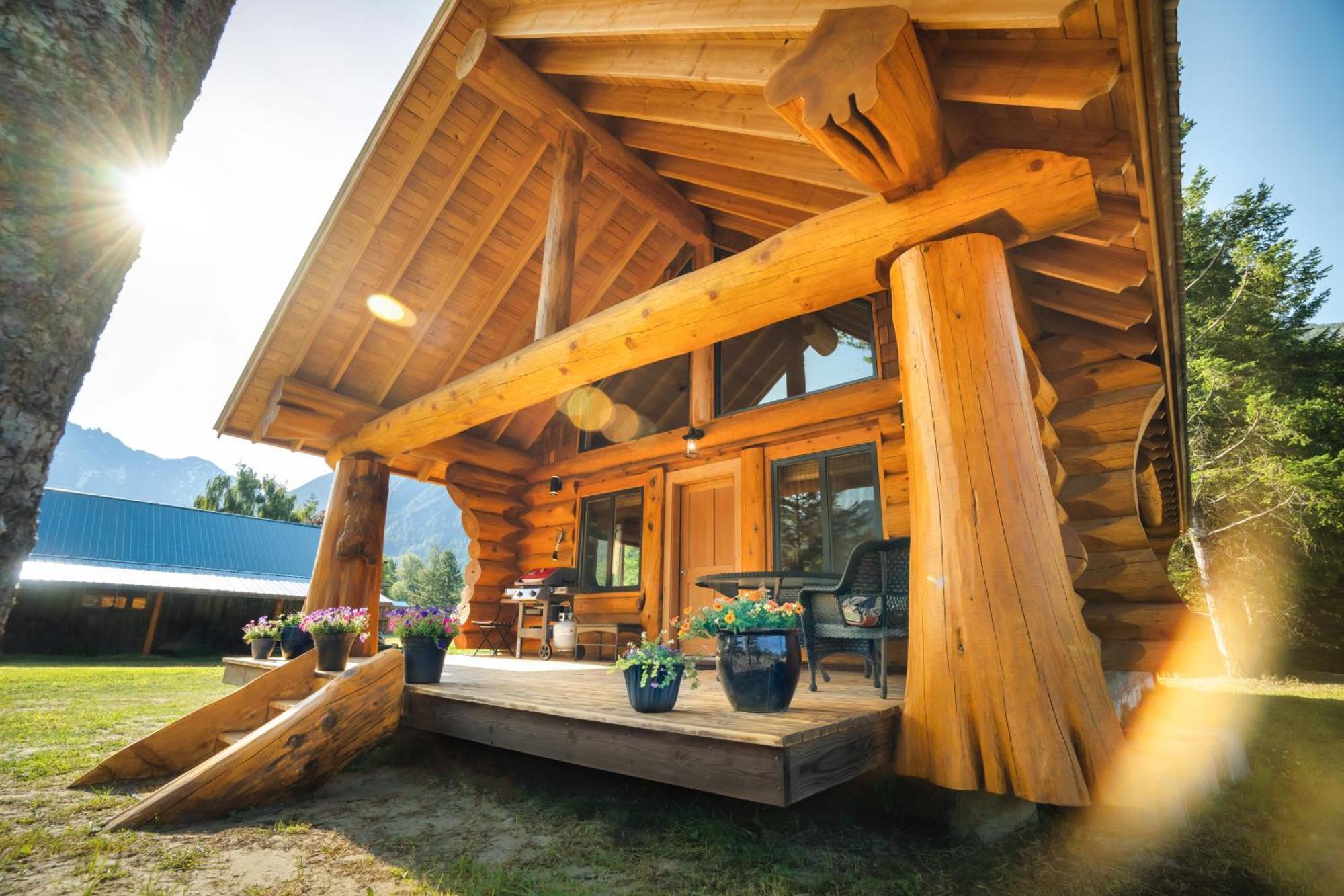 Bella Coola Grizzly Tours And Resort Hagensborg Exterior foto