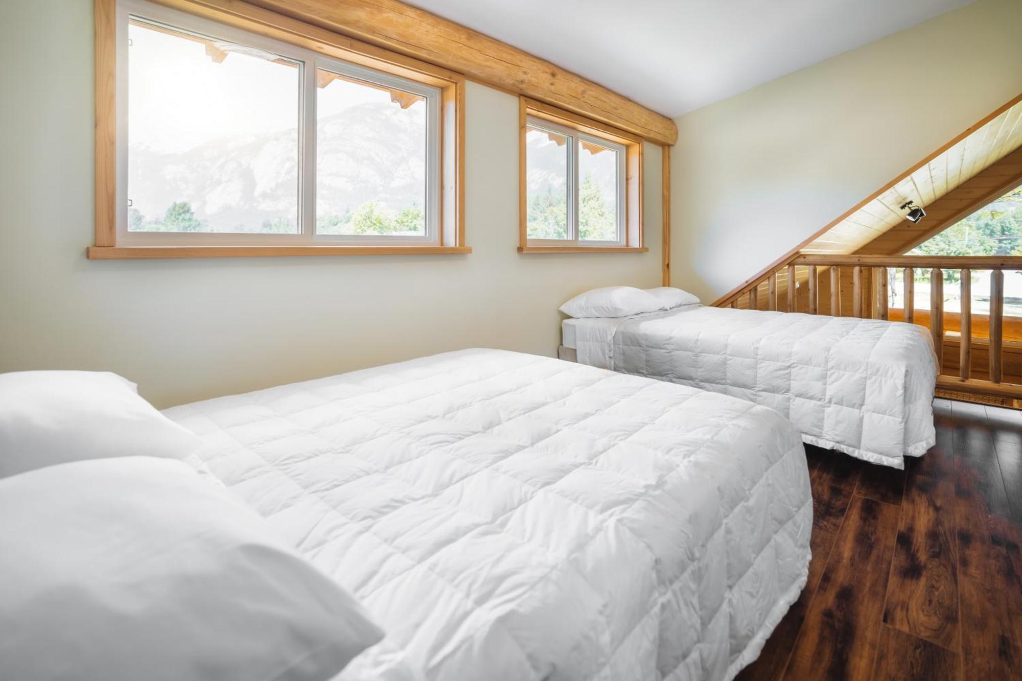 Bella Coola Grizzly Tours And Resort Hagensborg Exterior foto